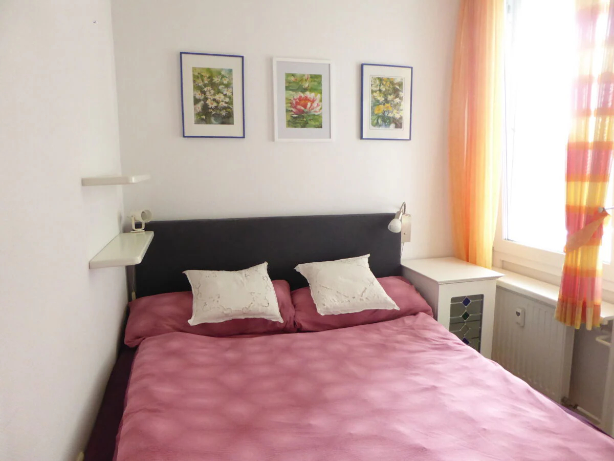 schlafzimmer-140-x-200-cm-bett